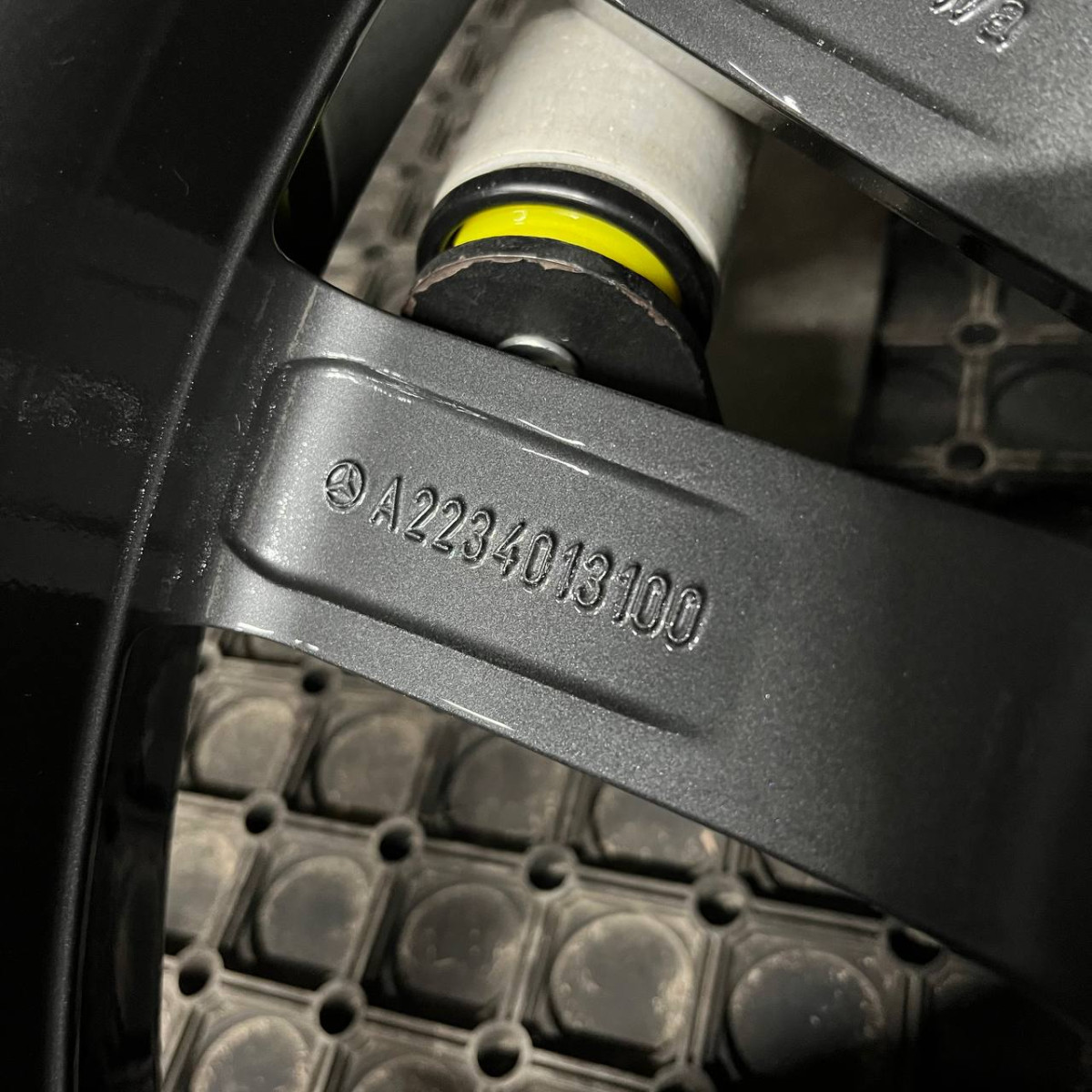 ДИСКИ ДЕМО* MERCEDES A2234013100 R19 8.5J PCDX112 ET31.5 DIA66.6 GR