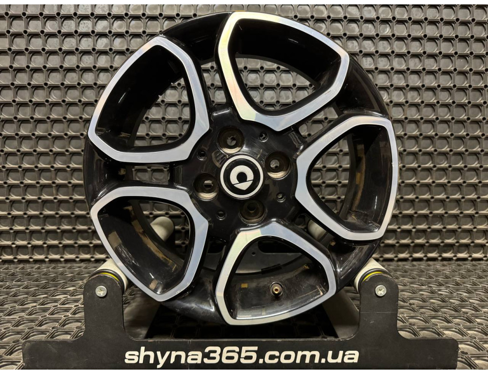 ДИСКИ БУ SMART A4534018600 R15 5.5J PCD 4X100 ET42 DIA60.1 BKF