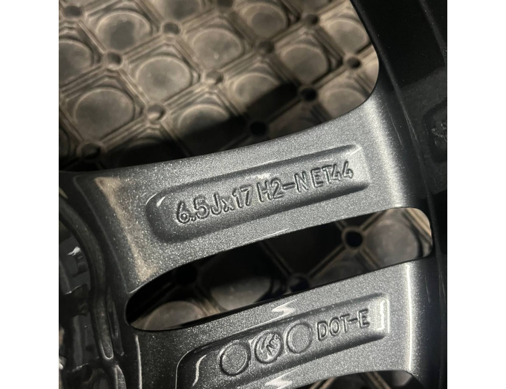 ДИСКИ ДЕМО* MERCEDES A1774010400 R17 6.5J PCD 5X112 ET44 DIA66.6 GMF