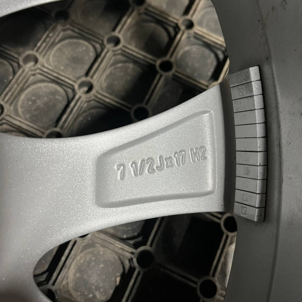 ДИСКИ БУ BMW 6855088 R17 8.5J PCD 5X112 ET54 DIA66.6 S