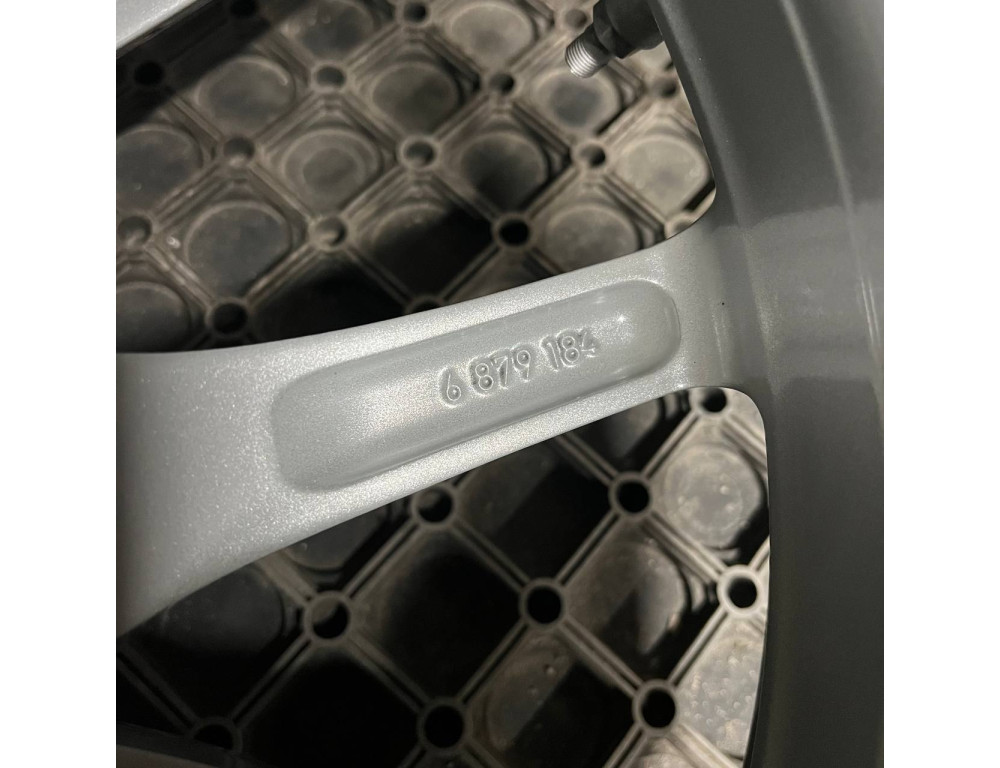 ДИСКИ ДЕМО BMW 6879184 R17 8.5J PCD 5X112 ET26 DIA66.6 S