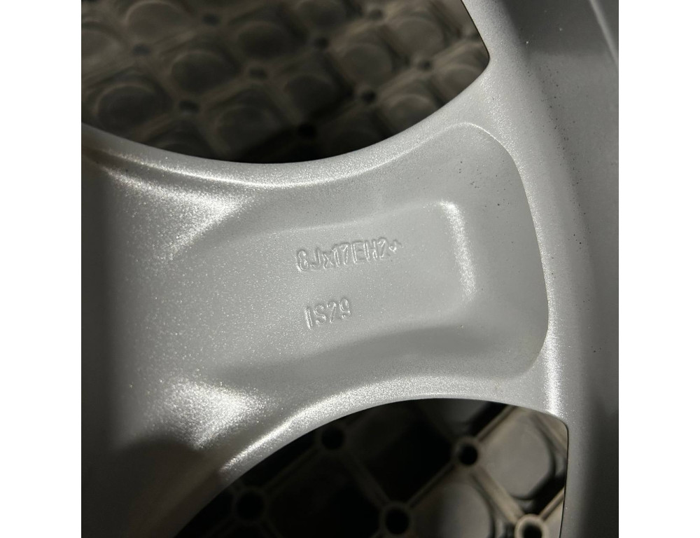 ДИСКИ БУ BMW 6782903 R17 8J PCD 5X120 ET29 DIA72.6 S