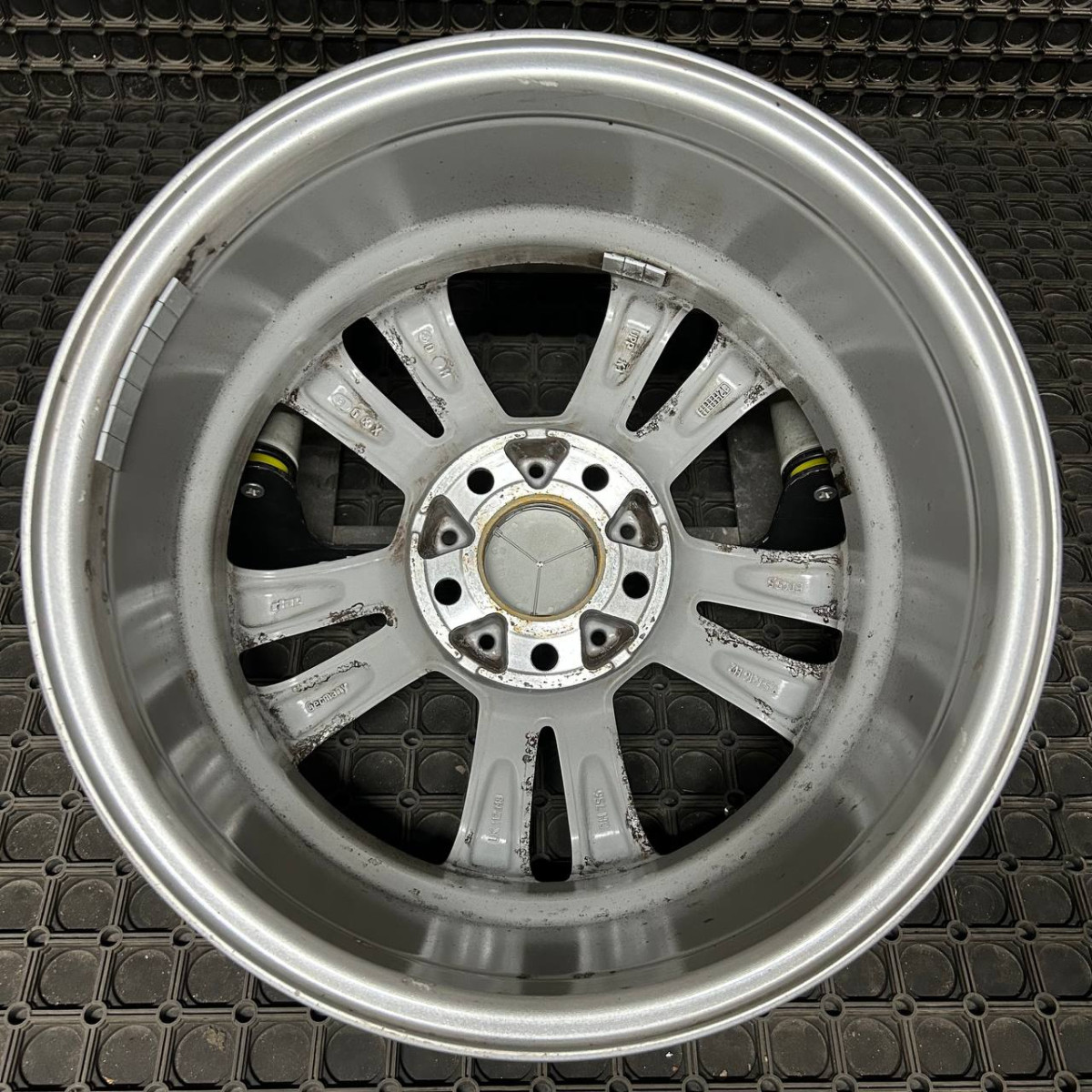 ДИСКИ БУ VOLKSWAGEN 5K0601025F R17 7J PCD 5X112 ET54 DIA57.1 S