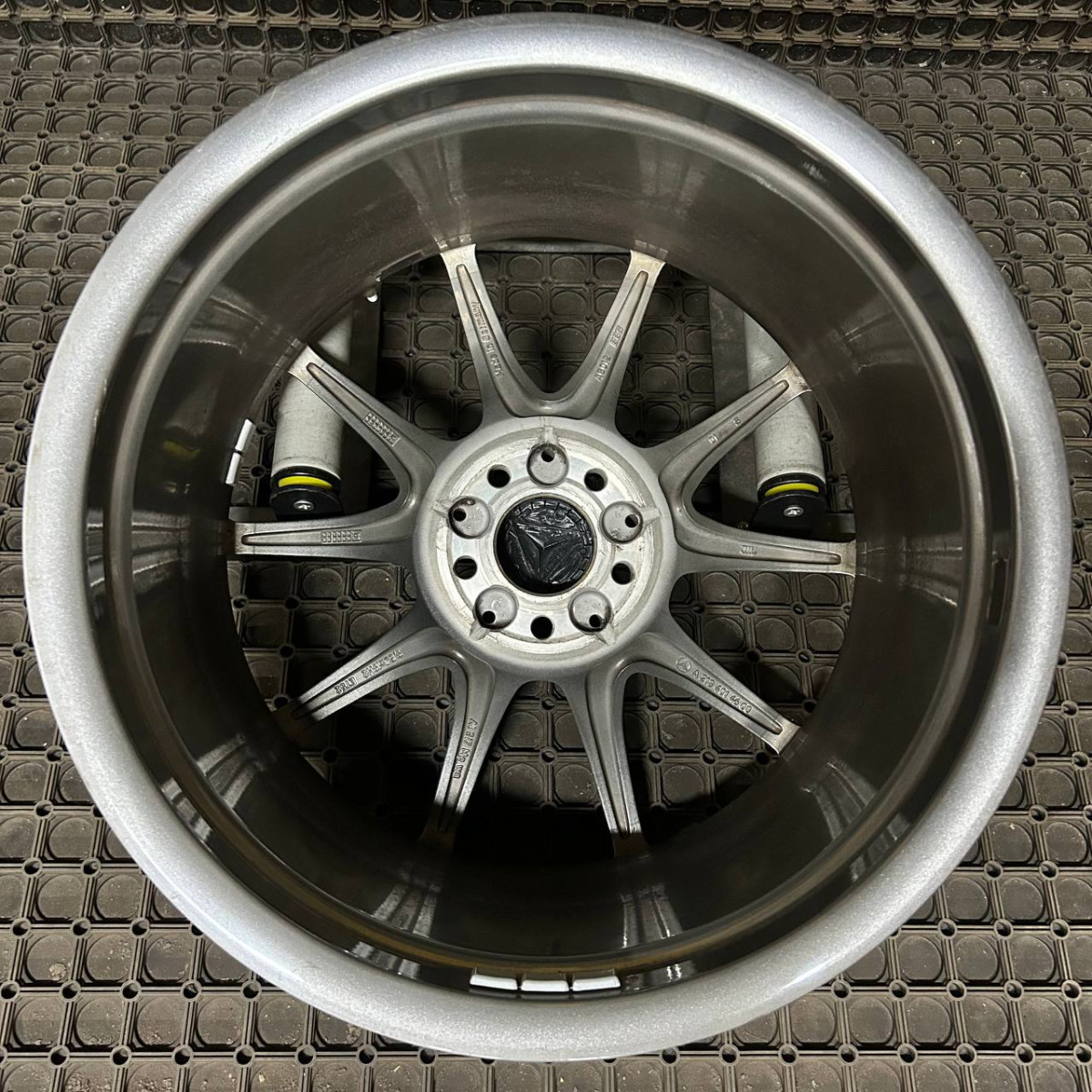 ДИСКИ БУ MERCEDES AMG A2134014600 R19 9.5J PCD 5X112 ET55 DIA66.6 GMF