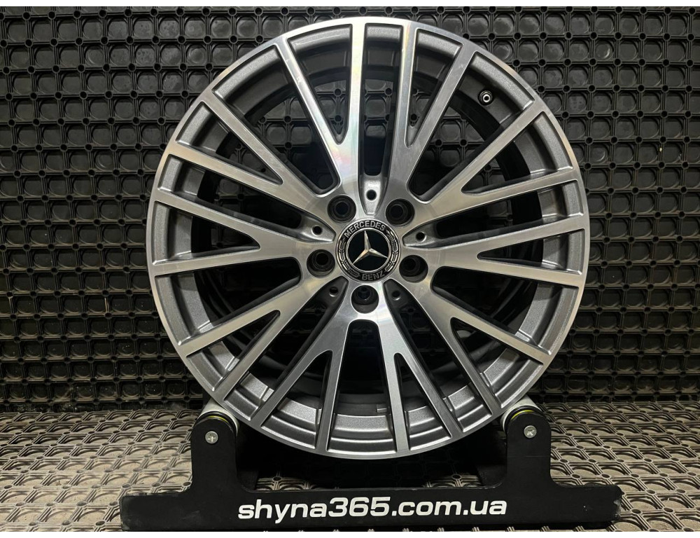 ДИСКИ ДЕМО* MERCEDES A1774010600 R18 7.5J PCD 5X112 ET49 DIA66.6 GMF