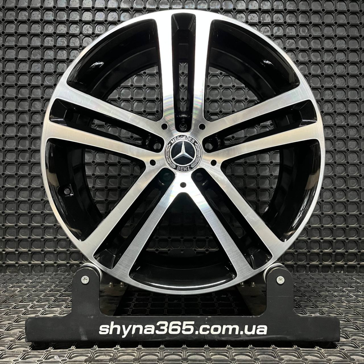 ДИСКИ ДЕМО* MERCEDES A1674012400 R20 8.5J PCD 5X112 ET55.6 DIA66.6 BKF