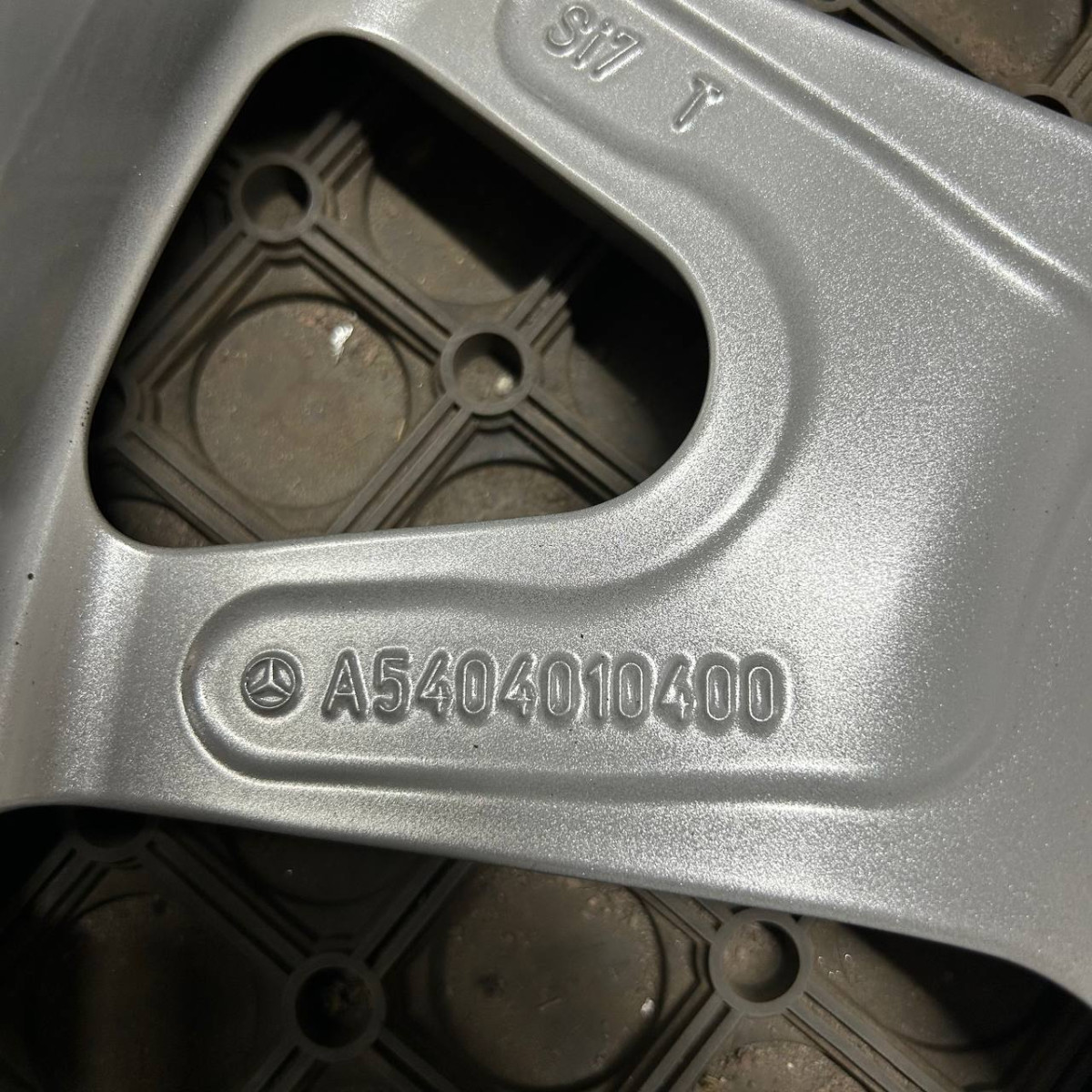 ДИСКИ БУ MERCEDES A5404010400 R20 8J PCD 5X112 ET34.7 DIA66.6 S
