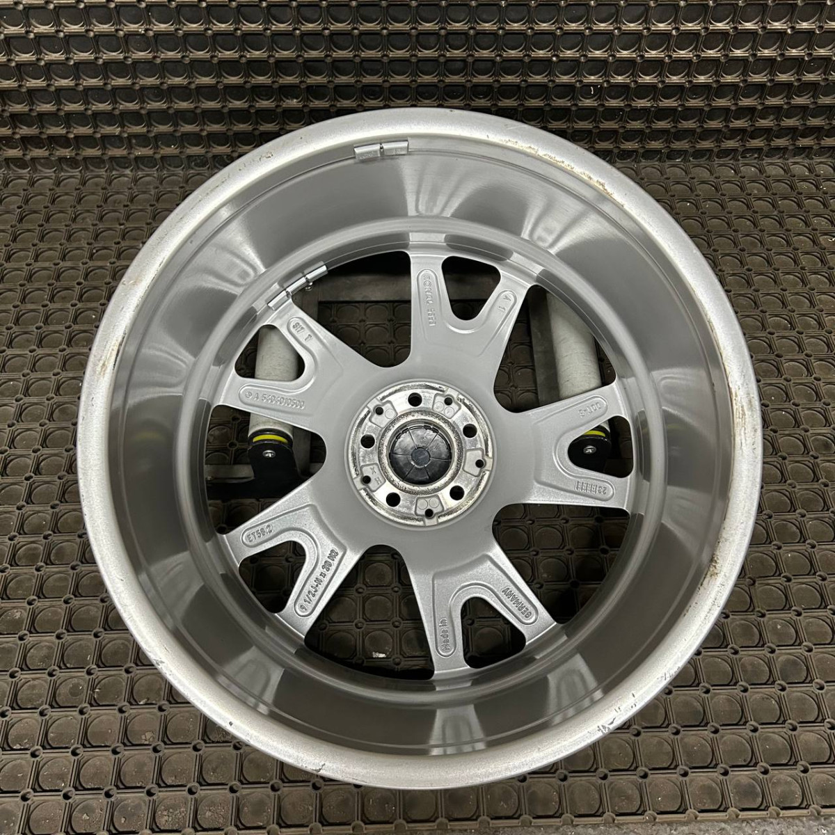 ДИСКИ БУ MERCEDES A5404010500 R20 9.5J PCD 5X112 ET58.2 DIA66.6 S