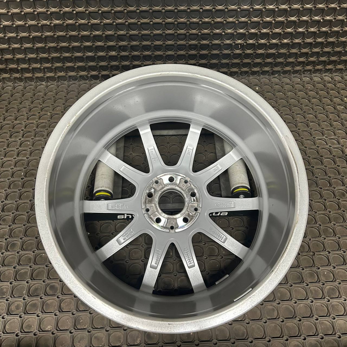 ДИСКИ БУ MERCEDES A2364010800 R19 9J PCD 5X112 ET60.6 DIA66.6 S