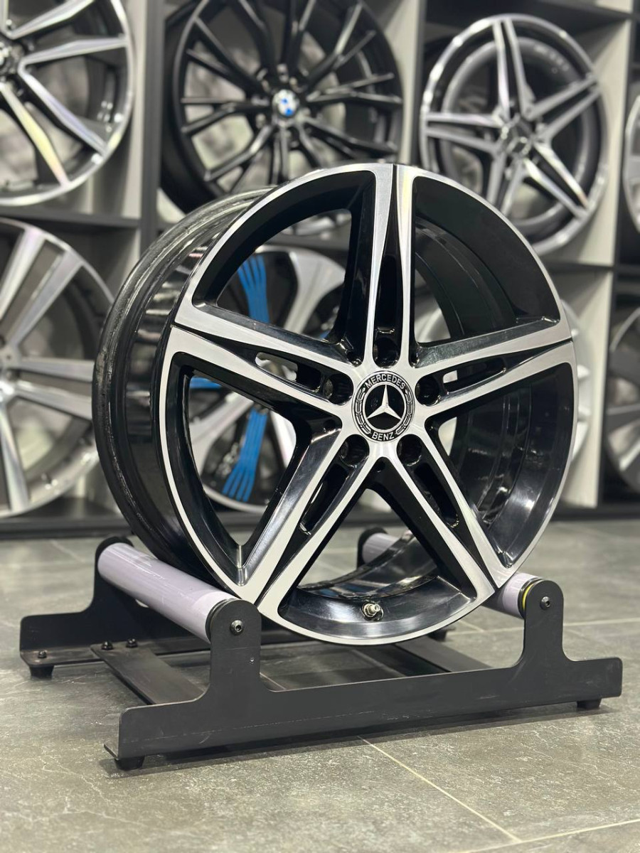 ДИСКИ ДЕМО* MERCEDES A1774010700 R18 7.5J PCD 5X112 ET49 DIA66.6 BKF