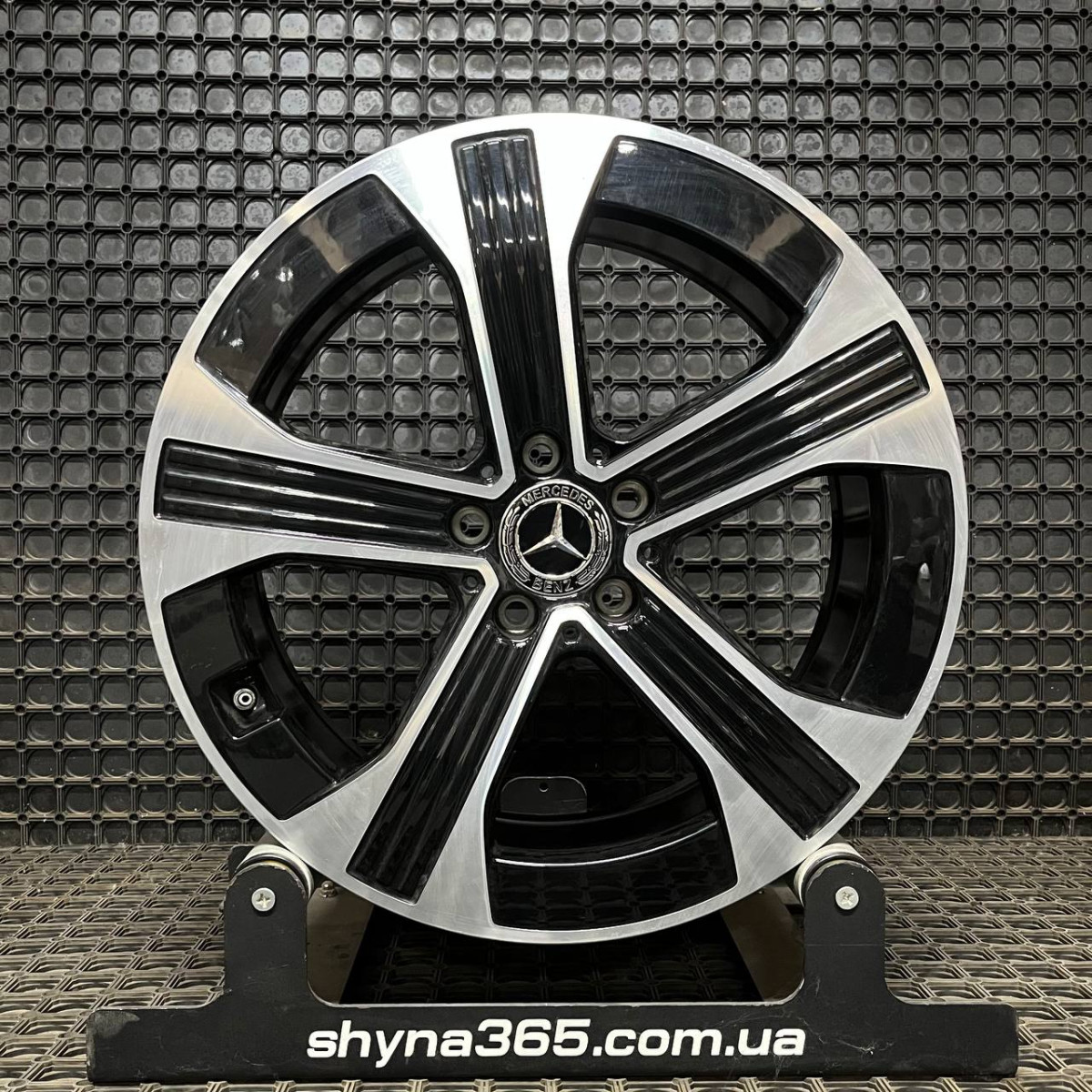 ДИСКИ БУ MERCEDES A1674013201 R19 8.5J PCD 5X112 ET55 DIA66.6 BKF