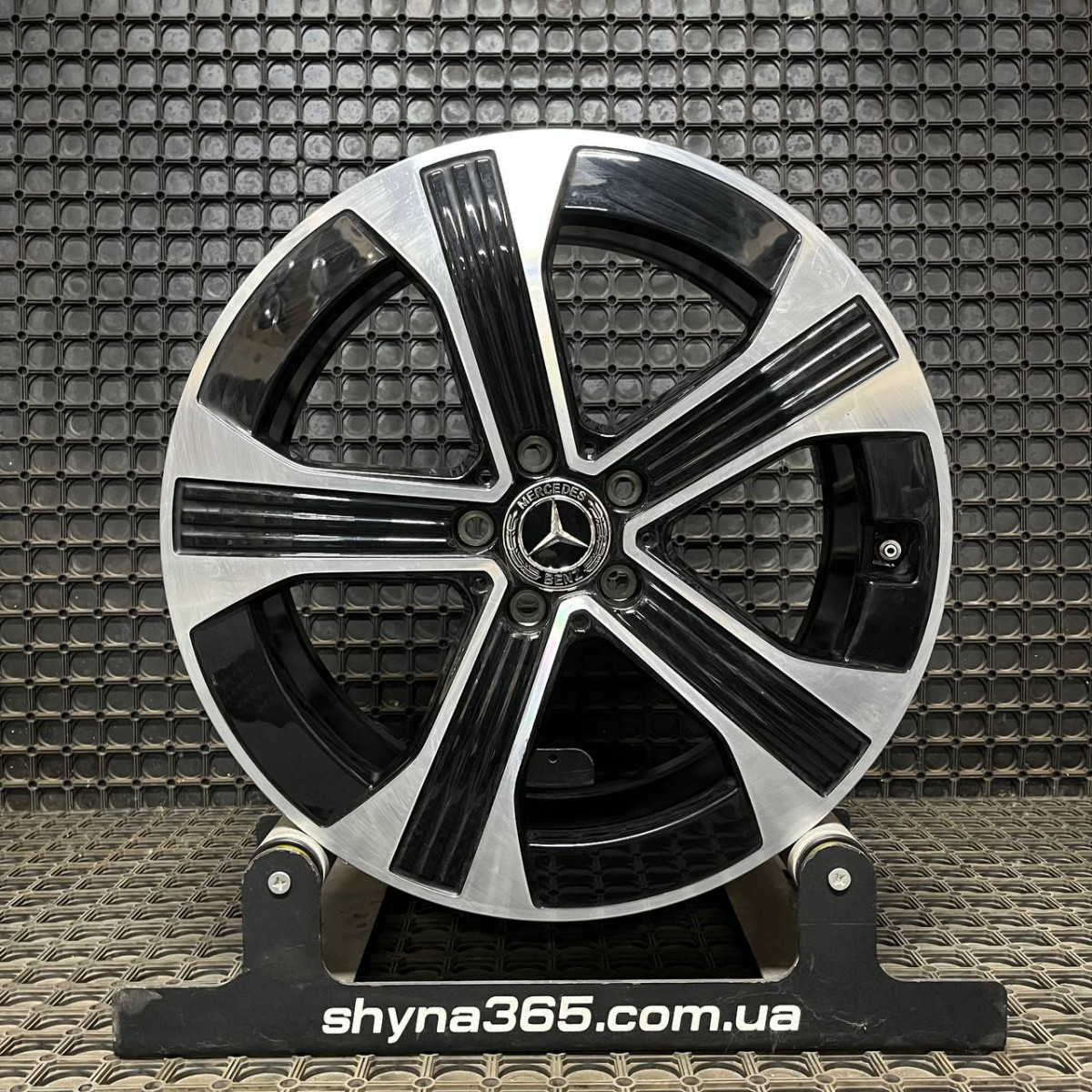 ДИСКИ БУ MERCEDES A1674013201 R19 8.5J PCD 5X112 ET55 DIA66.6 BKF