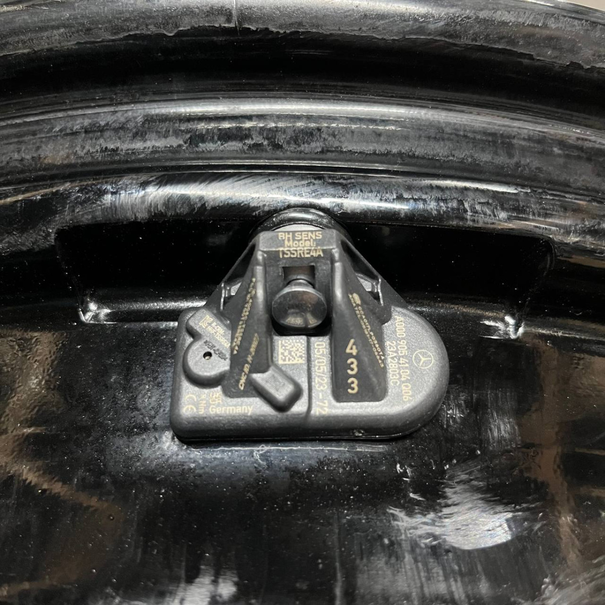 ДИСКИ БУ MERCEDES A1674013201 R19 8.5J PCD 5X112 ET55 DIA66.6 BKF
