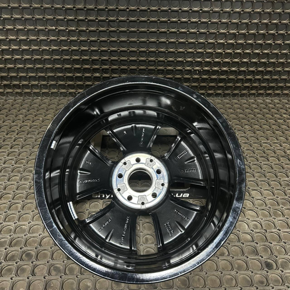 ДИСКИ БУ MERCEDES A2064017100 R17 7J PCD 5X112 ET44.5 DIA66.6 BKF