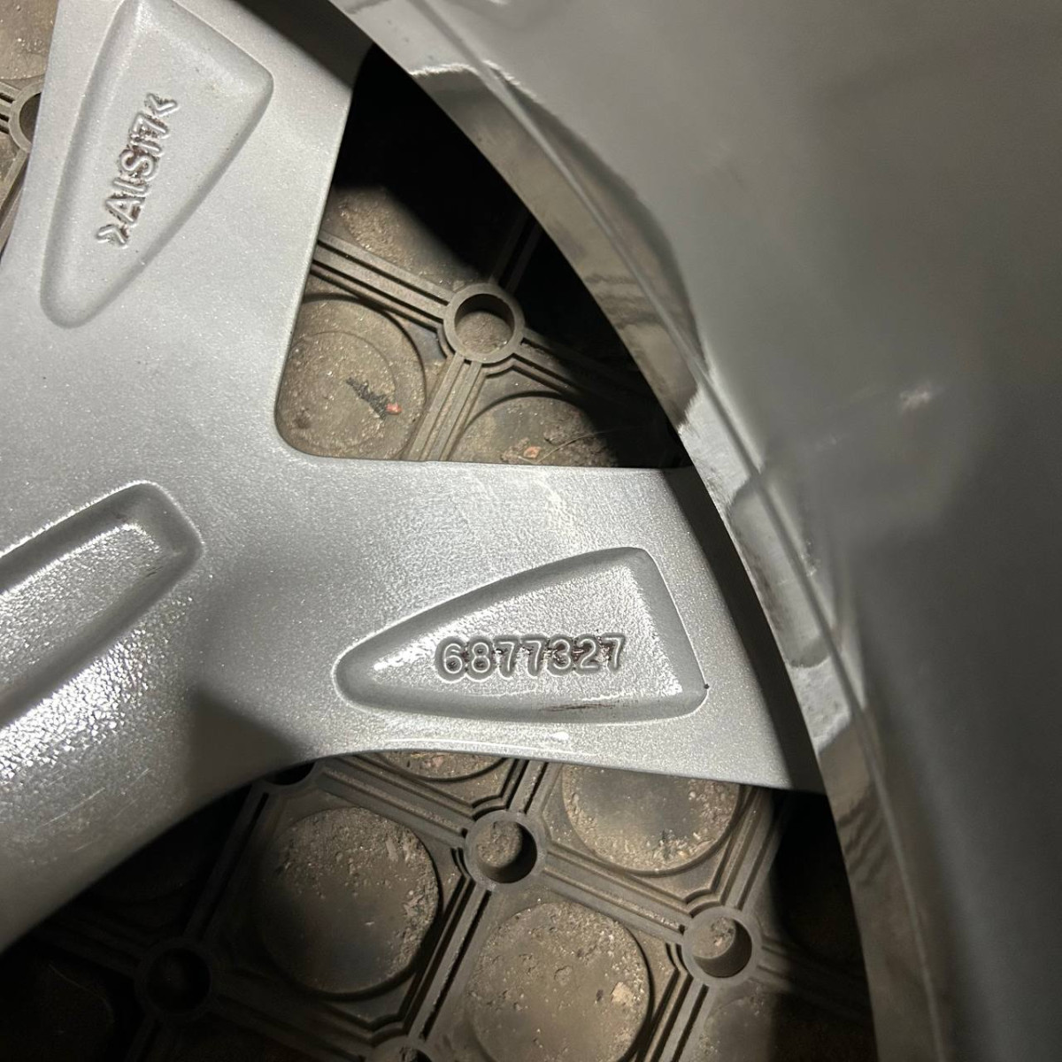 ДИСКИ БУ BMW 6877327 R19 7.5J PCD 5X112 ET32 DIA66.6 GR