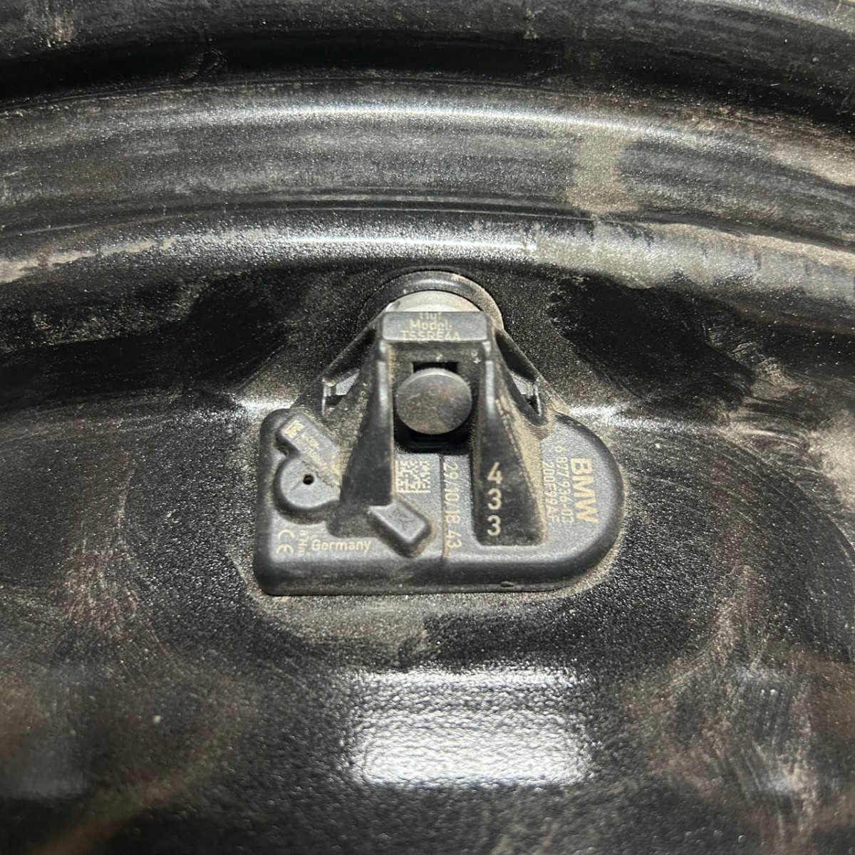 ДИСКИ БУ BMW M 8091467 R18 9J PCD 5X112 ET32 DIA66.6 BK