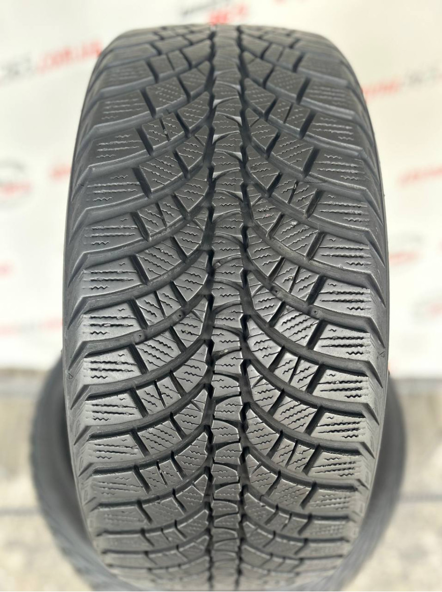 235/40 R19 KUMHO WINTERCRAFT WP71 7mm