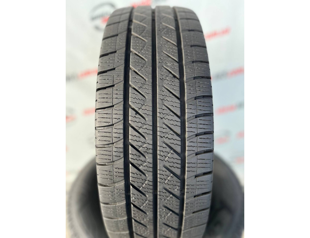 215/70 R15C GOODYEAR VECTOR 4 SEASONS CARGO 6mm