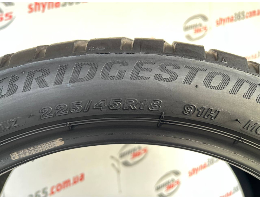 225/45 R18 BRIDGESTONE BLIZZAK LM001 4mm
