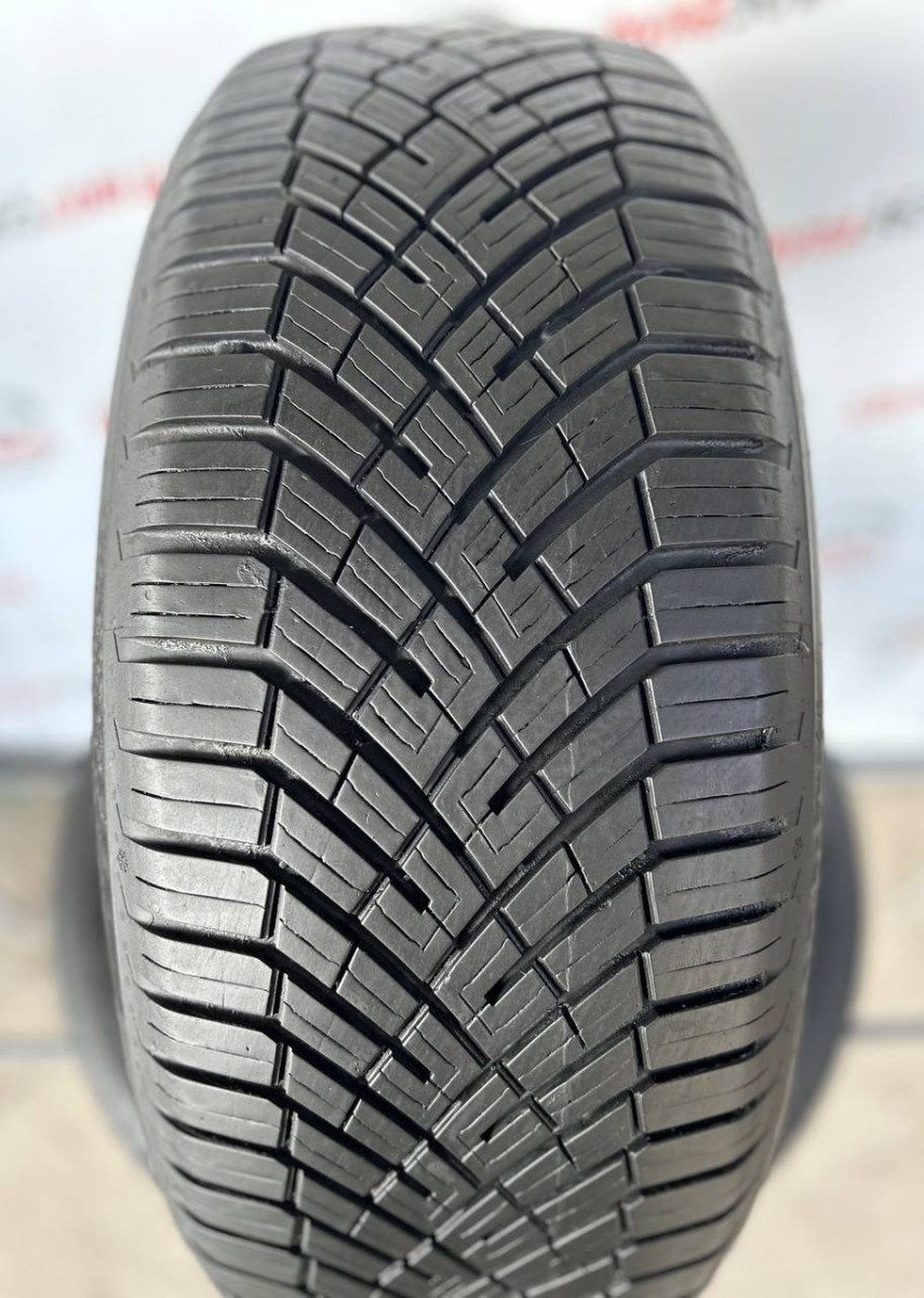 215/55 R17 CONTINENTAL ALLSEASONCONTACT 2 6mm