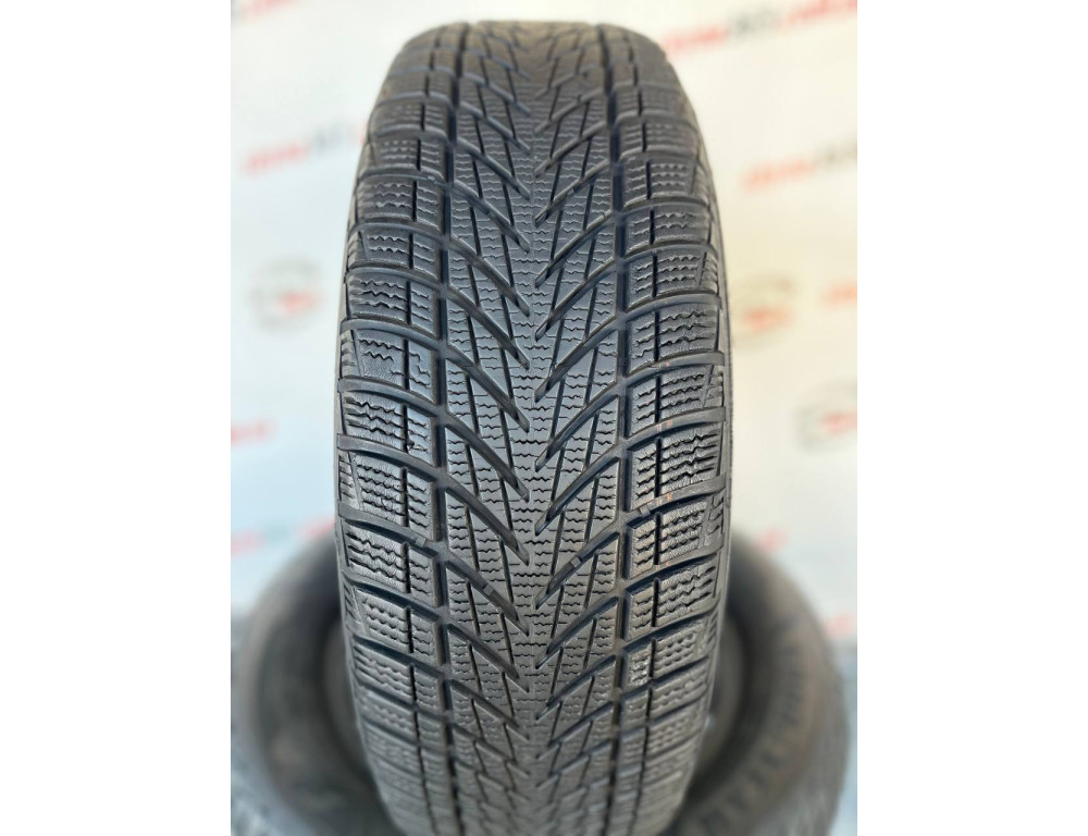 205/60 R16 GOODYEAR ULTRAGRIP PERFORMANCE 3 6mm