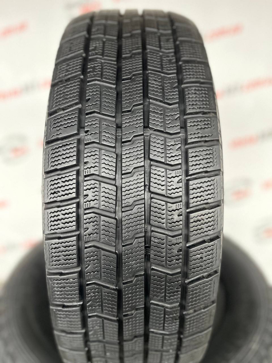 215/65 R16 GOODYEAR ICE NAVI 7 7mm