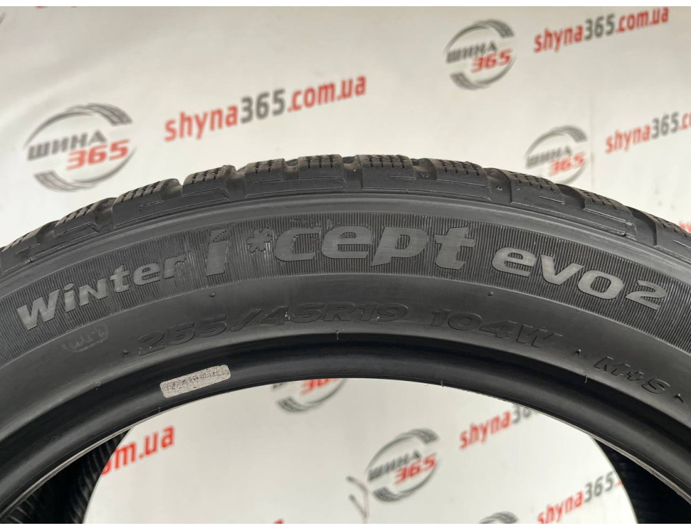255/45 R19 HANKOOK WINTER I CEPT EVO2 W320 4mm