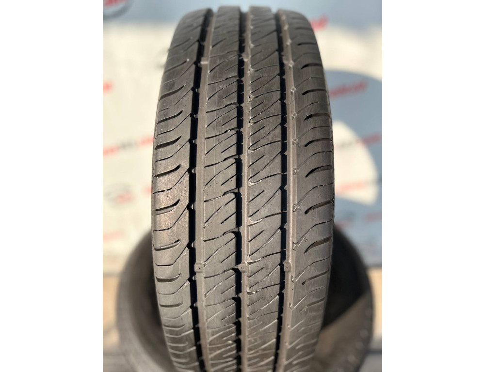 205/65 R16C UNIROYAL RAINMAX 3 8mm