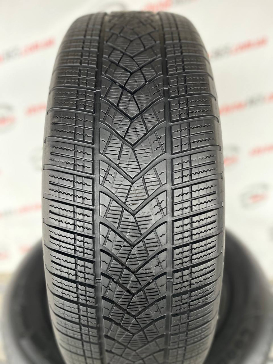 235/60 R20 GOODYEAR ULTRAGRIP PERFORMANCE + 6mm
