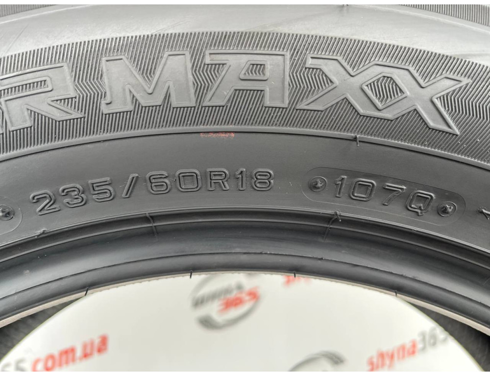 235/60 R18 DUNLOP WINTER MAXX SJ8 + 10mm