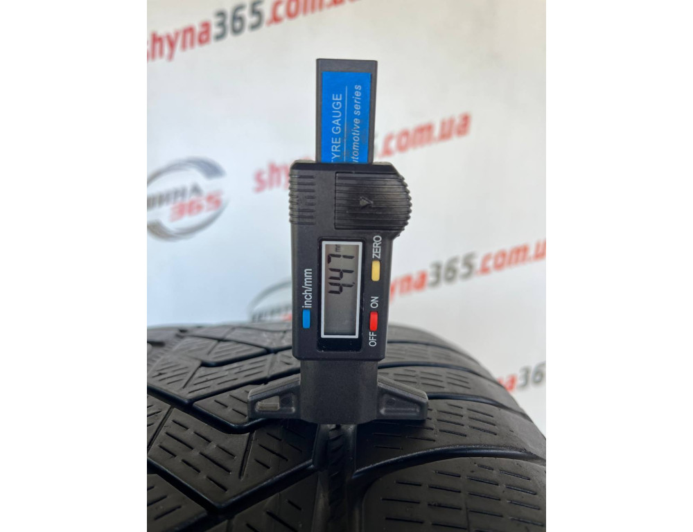 275/55 R19 PIRELLI SCORPION WINTER 4mm