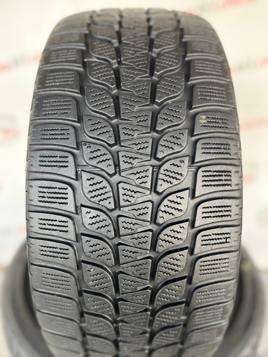 225/40 R18 BRIDGESTONE BLIZZAK LM-25V 6mm