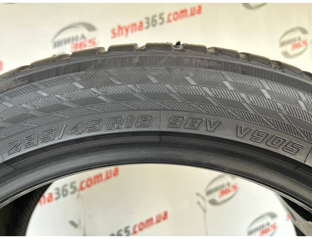 235/45 R18 YOKOHAMA BLUEARTH WINTER V905 6mm