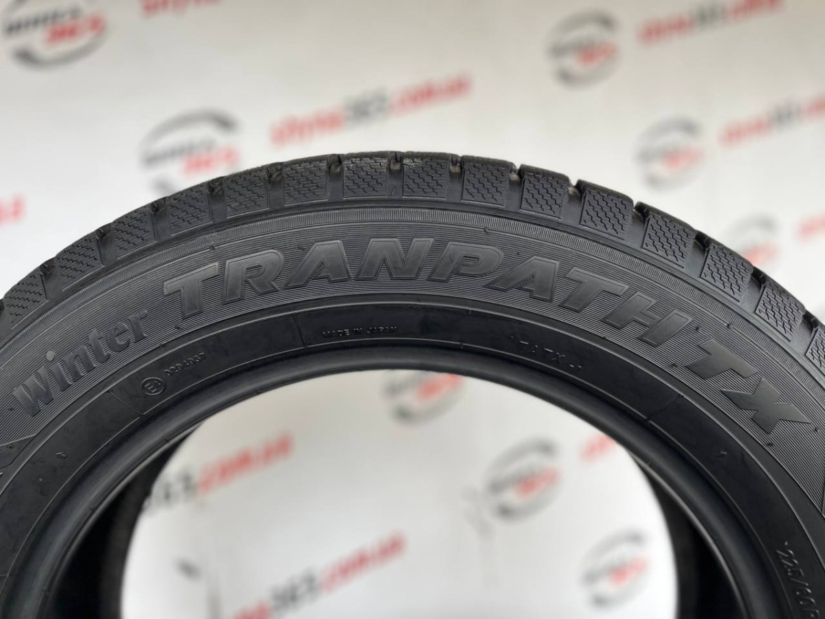 225/60 R18 TOYO WINTER TRANPATH TX 8mm