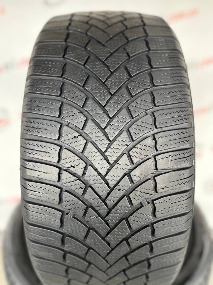 235/40 R18 BRIDGESTONE BLIZZAK LM005 5mm