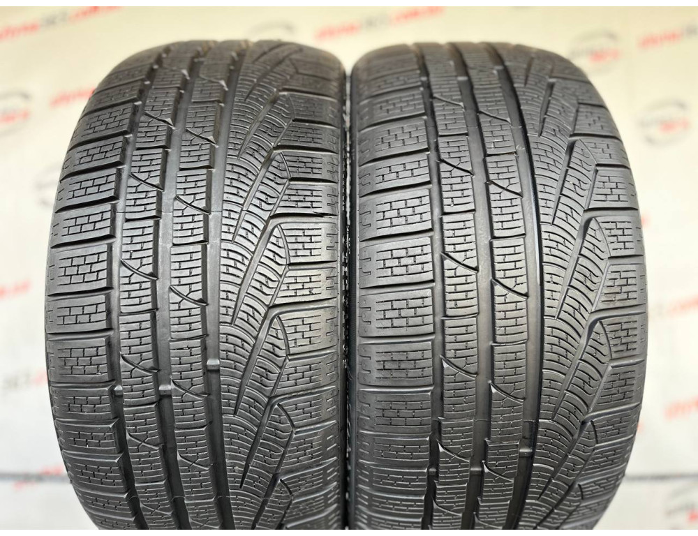 235/35 R19 PIRELLI SOTTOZERO WINTER 240 SERIE II 7mm