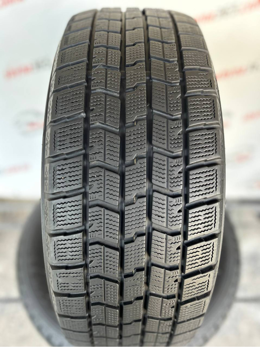 215/55 R16 GOODYEAR ICE NAVI 7 8mm