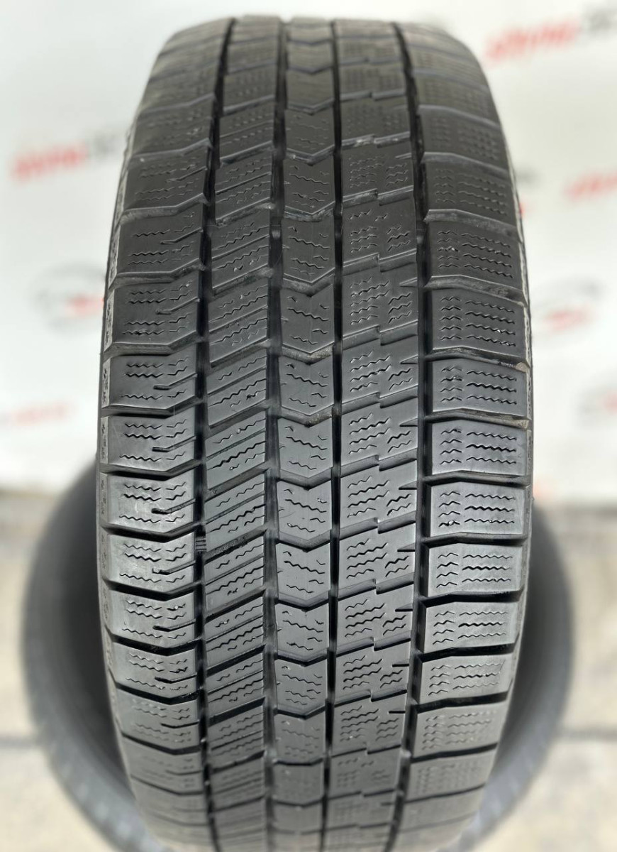205/55 R16 GOODYEAR ICE NAVI 8 5mm