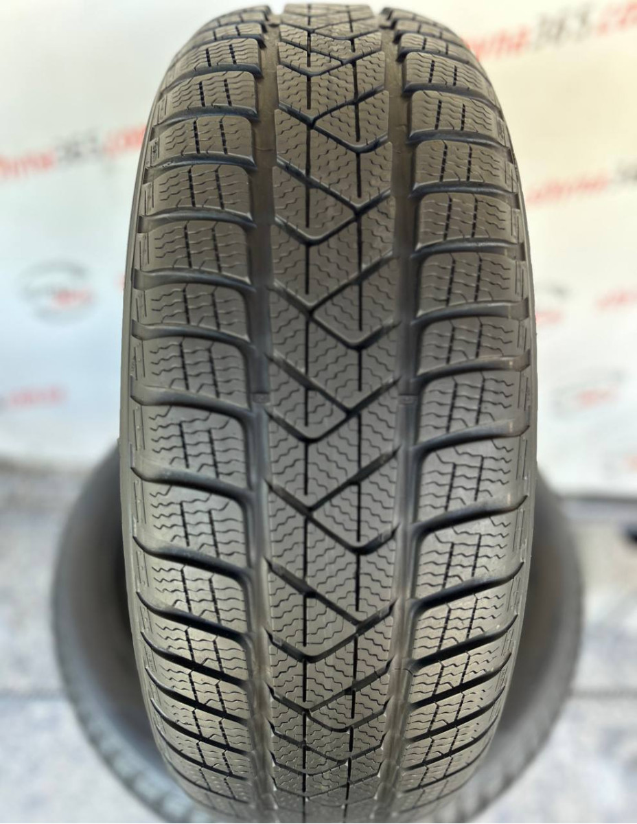 205/55 R17 PIRELLI WINTER SOTTOZERO 3 7mm