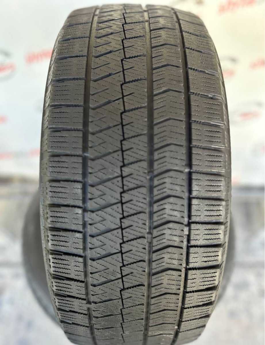 215/50 R17 BRIDGESTONE BLIZZAK VRX2 5mm