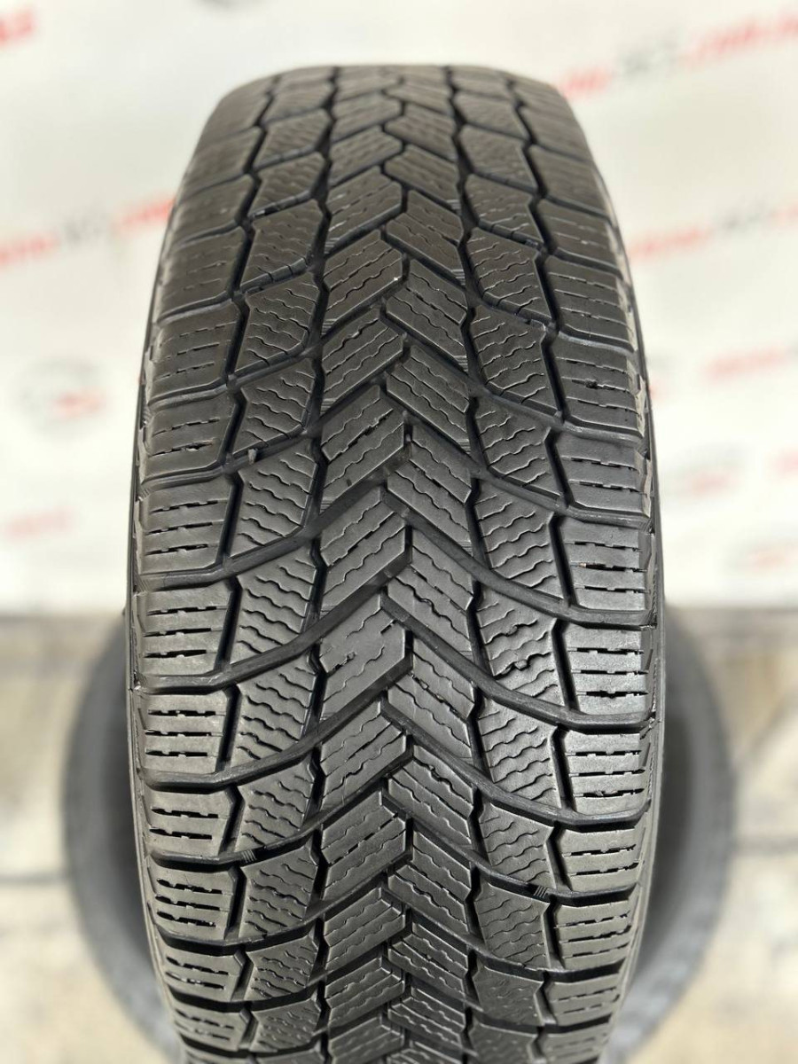 215/65 R16 MICHELIN X-ICE SNOW 7mm