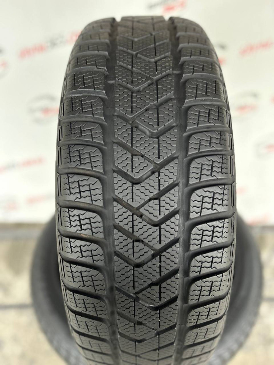 Pirelli Winter Sottozero 3 215/55 R18 95H Demo