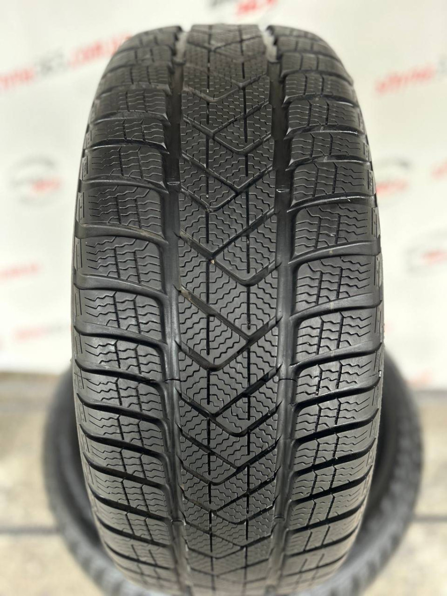 Pirelli Winter Sottozero 3 225/45 R18 95V XL RSC * Demo