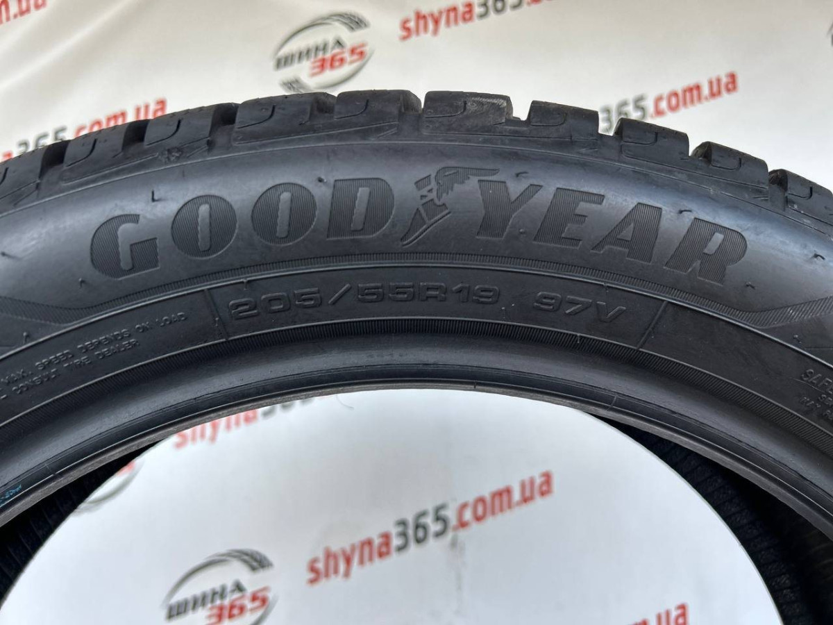 Goodyear UltraGrip Performance + 205/55 R19 97V XL Demo