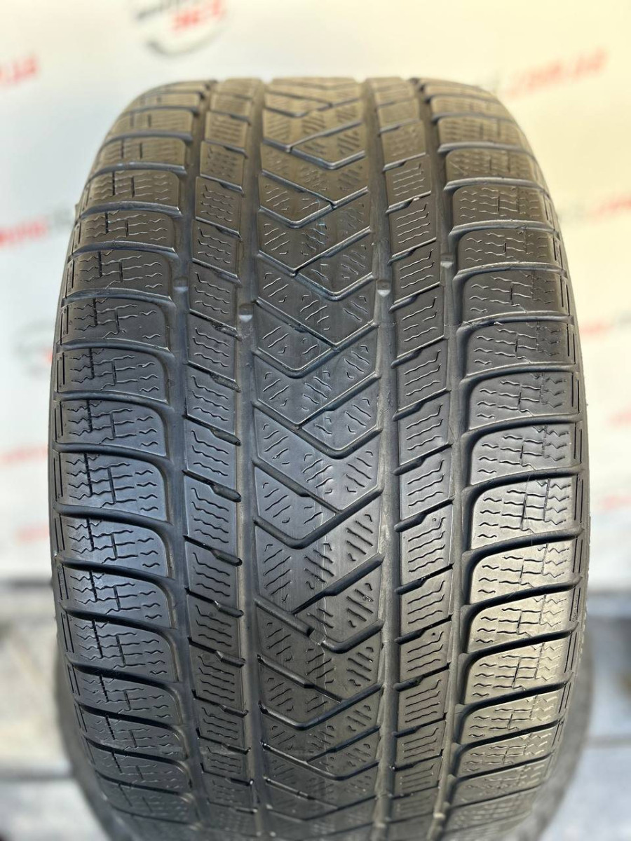 285/35 R20 PIRELLI WINTER SOTTOZERO 3 5mm