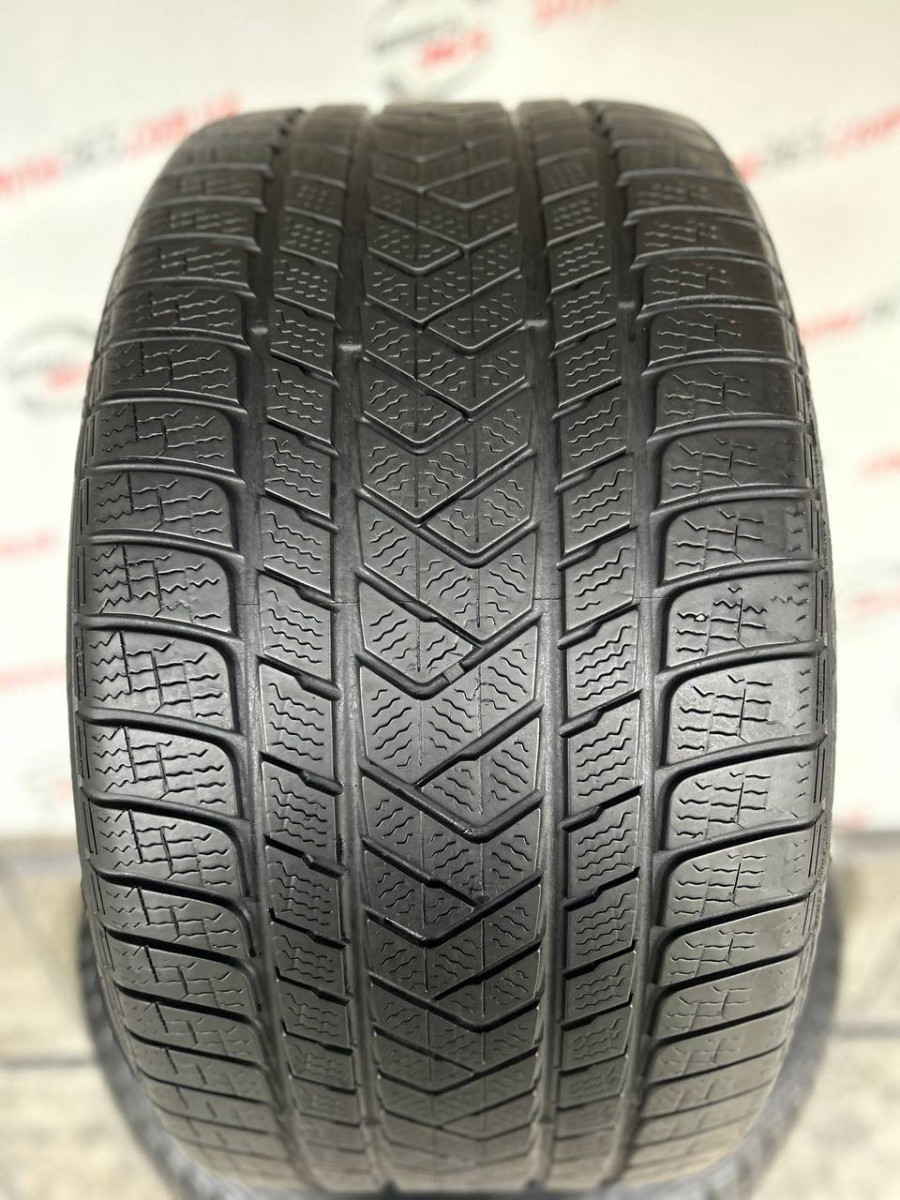 315/30 R21 PIRELLI SCORPION WINTER 5mm