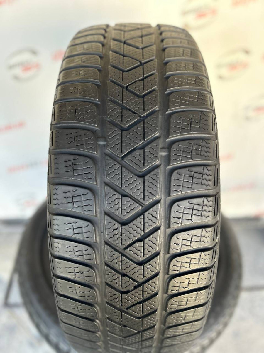 235/45 R19 PIRELLI WINTER SOTTOZERO 3 6mm