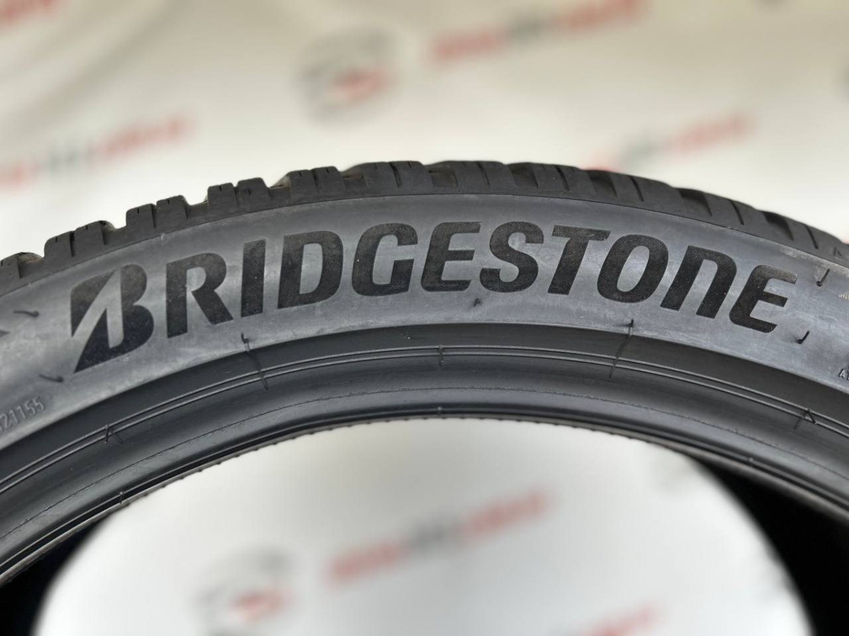 255/40 R21 BRIDGESTONE BLIZZAK LM005 7mm
