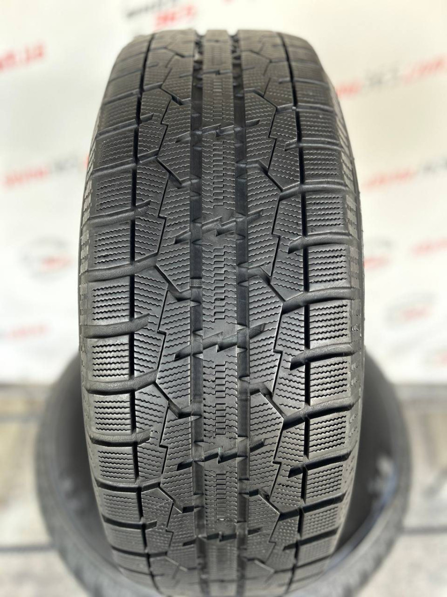 215/60 R16 TOYO OBSERVE GARIT GIZ 7mm