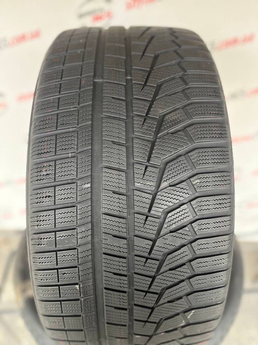 295/35 R23 HANKOOK WINTER I CEPT EVO2 SUV W320A 6mm